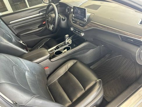 Used 2020 Nissan Altima 2.5 SL FWD image 28