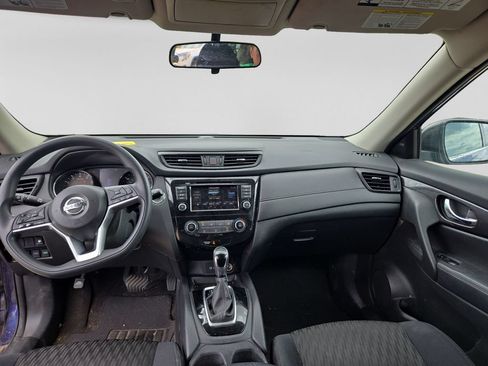 Used 2018 Nissan Rogue SV AWD/4WD image 24