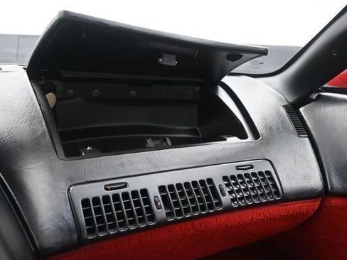 Used 1990 Chevrolet Corvette Coupe RWD image 29