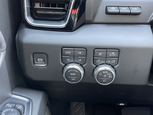 New 2025 GMC Sierra 1500 Denali image 53