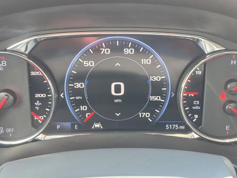 Used 2024 GMC Terrain Denali w/ Denali Premium Package AWD/4WD image 8