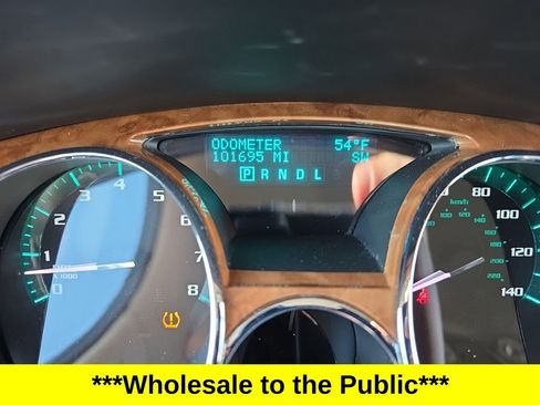 Used 2011 Buick Enclave CXL image 27