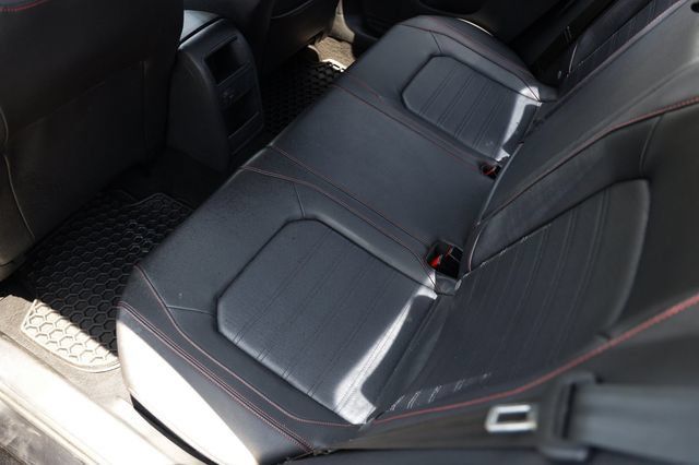 Used 2017 Volkswagen Jetta GLI FWD image 13