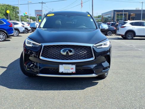 Used 2023 INFINITI QX50 Luxe w/ Accent Package AWD/4WD image 2