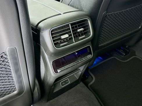 New 2026 Mercedes-Benz GLS 450 4MATIC image 28