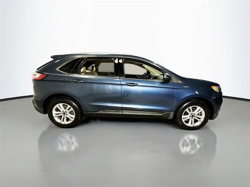 Used 2019 Ford Edge SEL w/ Equipment Group 201A image 9