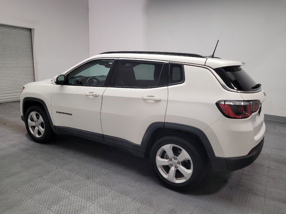 Used 2018 Jeep Compass Latitude w/ Popular Equipment Group FWD image 3