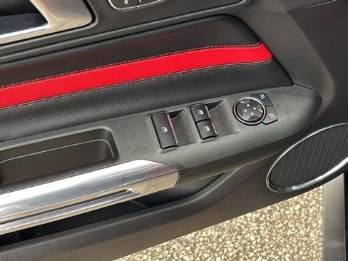 Used 2022 Ford Mustang GT Premium w/ Equipment Group 401A RWD image 8