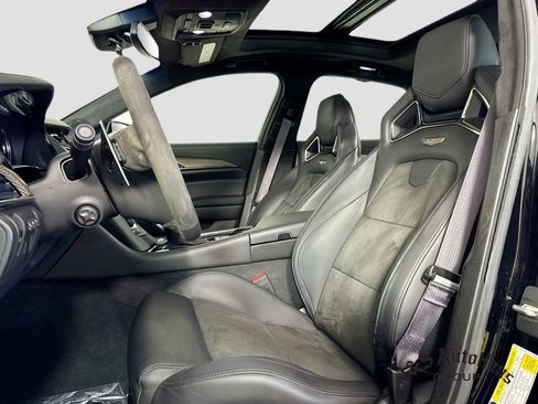 Used 2016 Cadillac CTS V w/ Luxury Package RWD image 11