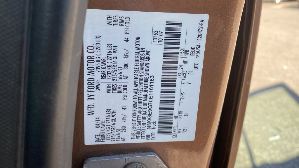 Used 2014 Ford Transit Connect Titanium FWD image 17