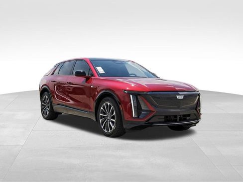 New 2026 Cadillac Lyriq Sport RWD image 1