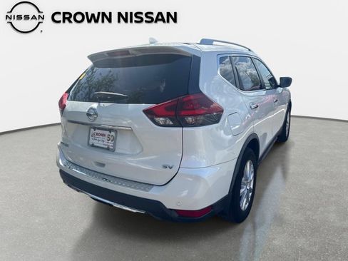 Certified 2019 Nissan Rogue SV image 7