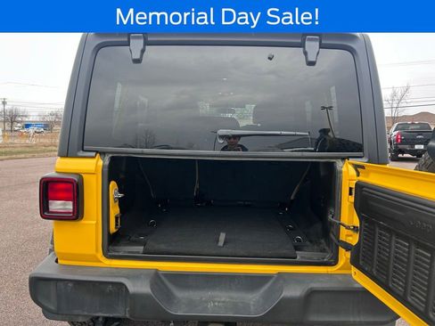 Used 2020 Jeep Wrangler Unlimited Sport AWD/4WD image 35