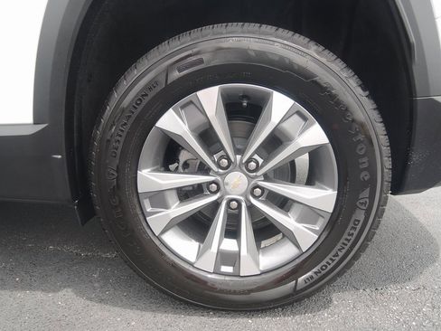 New 2026 Chevrolet Equinox LT w/ Convenience Package II image 6