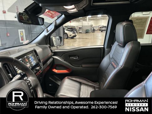 Certified 2025 Nissan Frontier PRO-4X w/ Pro Premium Package AWD/4WD image 3
