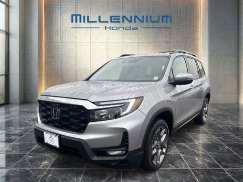 Used 2023 Honda Passport EX-L image 1