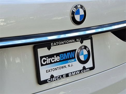 Used 2024 BMW X7 xDrive40i w/ Premium Package image 32