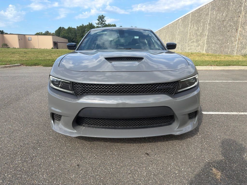 Used 2023 Dodge Charger R/T w/ Blacktop Package RWD image 2