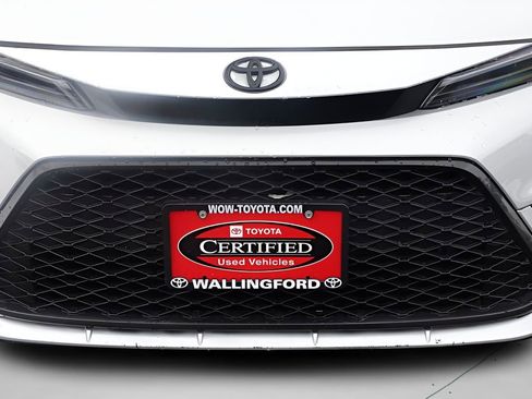 Certified 2025 Toyota Corolla SE w/ SE Premium Package FWD image 13