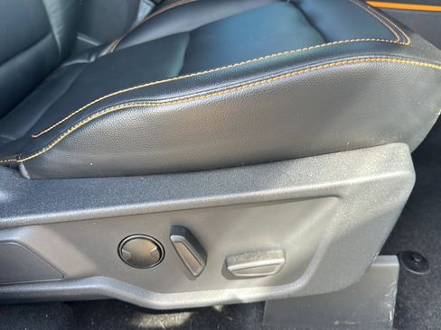 Used 2024 Ford Bronco Badlands image 24