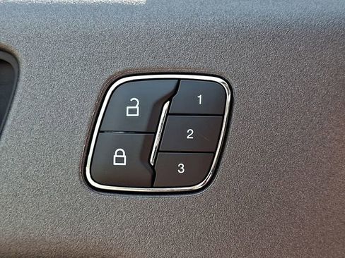 Certified 2025 Ford Bronco Sport Outer Banks w/ Outer Banks Tech Package+ AWD/4WD image 26