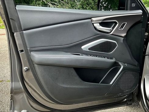 Used 2025 Acura RDX SH-AWD image 20