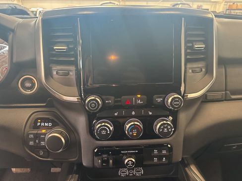 Used 2025 RAM 1500 Big Horn AWD/4WD image 14