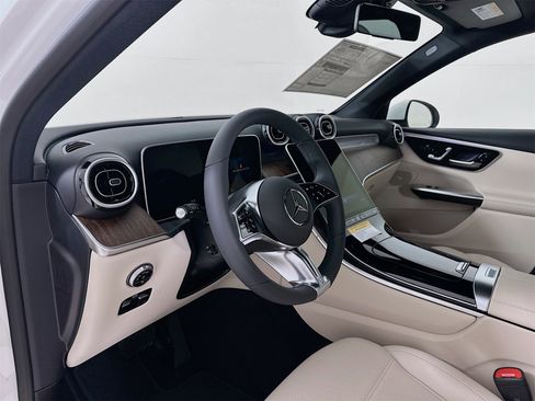 New 2026 Mercedes-Benz GLC 300 4MATIC image 10