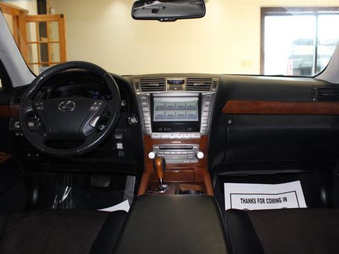 Used 2011 Lexus LS 460 image 14