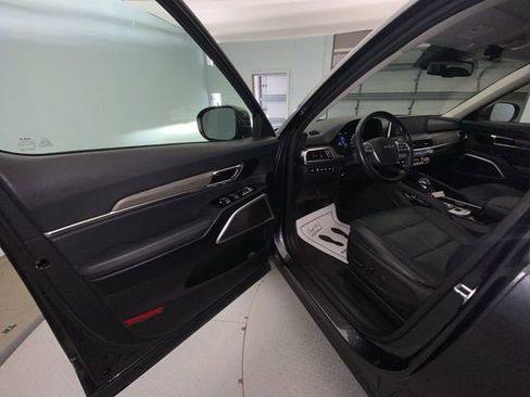 Used 2022 Kia Telluride EX w/ EX Premium Package FWD image 11