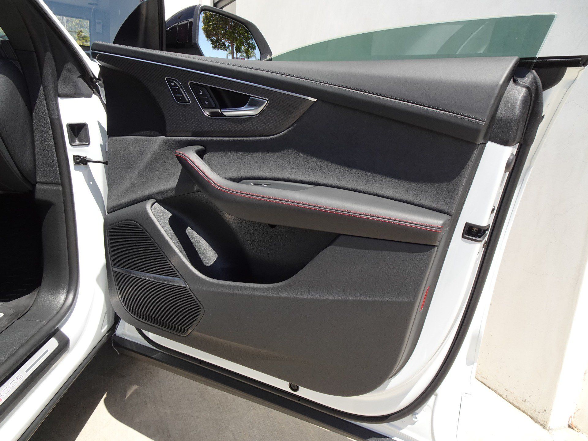 Used 2024 Audi RS Q8 AWD/4WD image 20