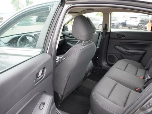 Used 2024 Nissan Altima 2.5 SV FWD image 16