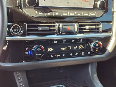 Used 2023 Nissan Pathfinder Platinum w/ Cargo Package image 12