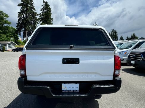 Used 2022 Toyota Tacoma SR RWD image 6