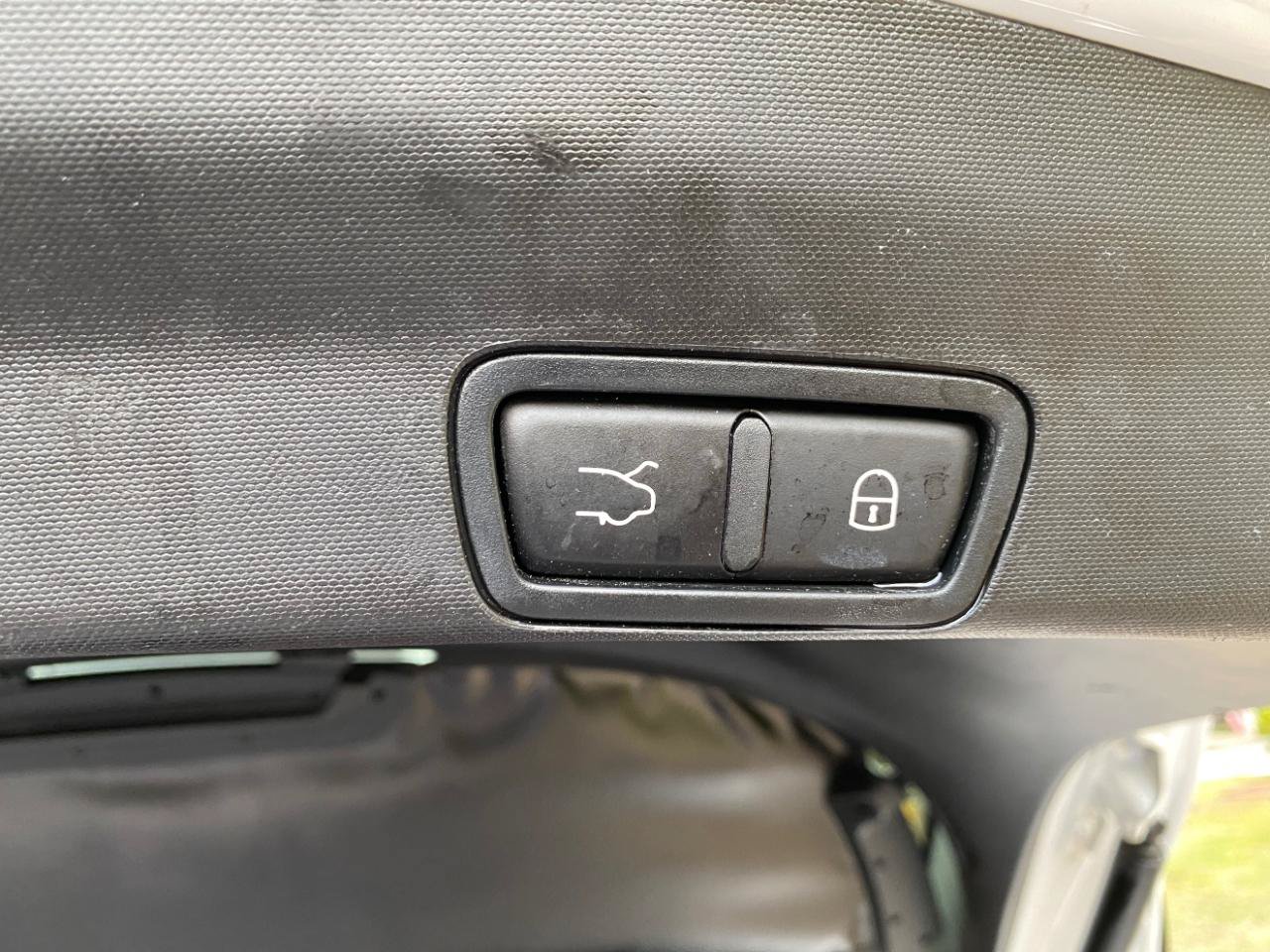 Used 2019 Alfa Romeo Stelvio w/ Nero Edizione RWD image 15