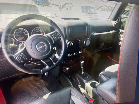 Used 2018 Jeep Wrangler Unlimited Rubicon image 4