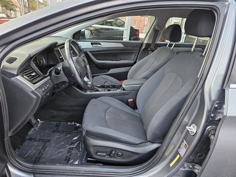 Used 2019 Hyundai Sonata SEL w/ Tech Package 02 image 2