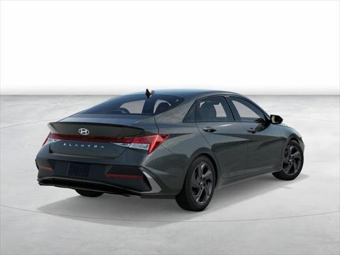 New 2026 Hyundai Elantra Sport image 4