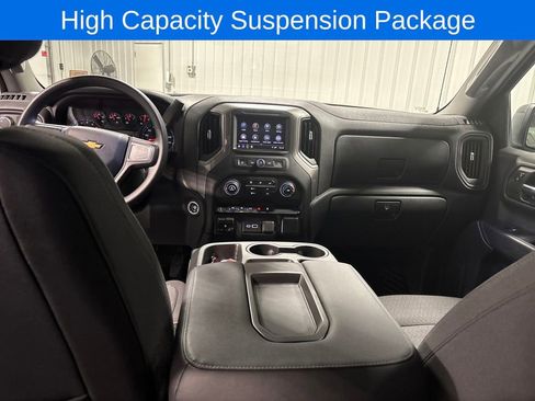 Used 2025 Chevrolet Silverado 1500 Custom image 7