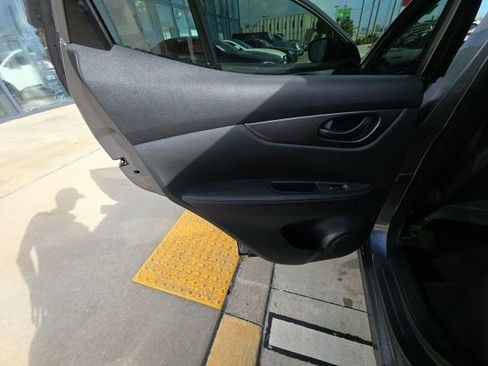 Used 2020 Nissan Rogue Sport S w/ Appearance Package image 22