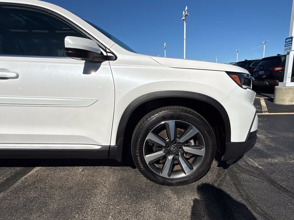 Certified 2025 Honda Pilot Elite image 15