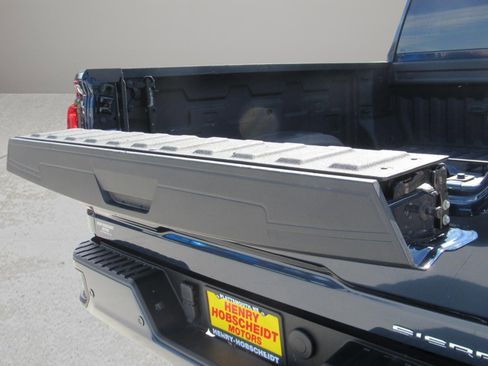 Used 2022 GMC Sierra 2500 Denali image 15