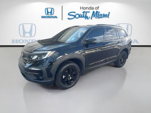Certified 2022 Honda Pilot TrailSport image 3