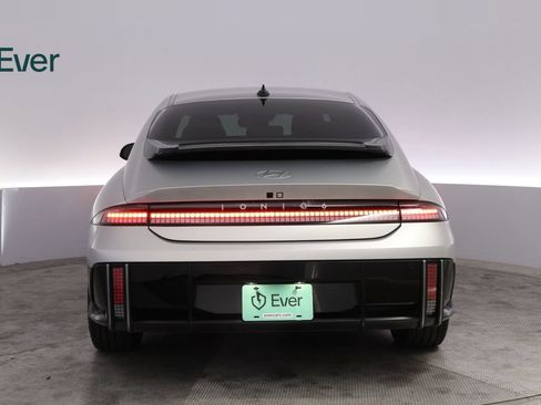 Used 2025 Hyundai Ioniq 6 SEL RWD image 15