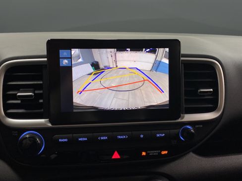 New 2026 Hyundai Venue SE FWD image 13