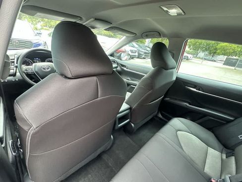 Used 2024 Toyota Camry LE FWD image 15