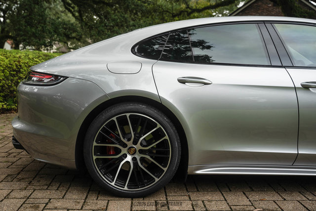 Used 2021 Porsche Panamera GTS AWD/4WD image 9