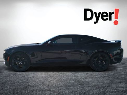 Used 2019 Chevrolet Camaro SS RWD image 6