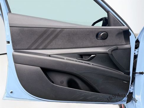 Used 2023 Hyundai Elantra N FWD image 21