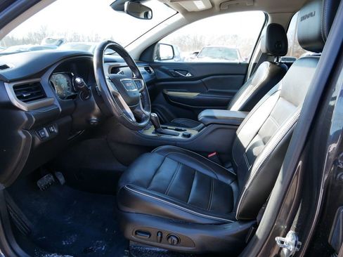 Used 2018 GMC Acadia Denali w/ Technology Package image 10